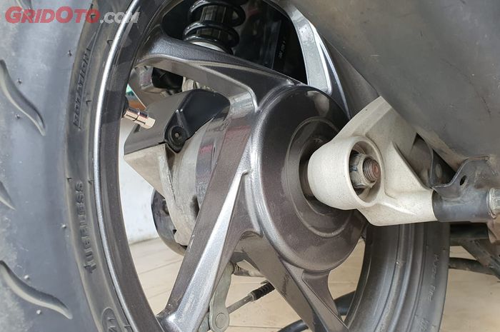 rem motor, rem cakram, rem teromol, rem motor berdecit, rem berdecit, penyebab rem motor berdecit, Waspadai Rem Motor Keluar Suara Decit Saat di Rem, Komponen Ini Penyebabnya