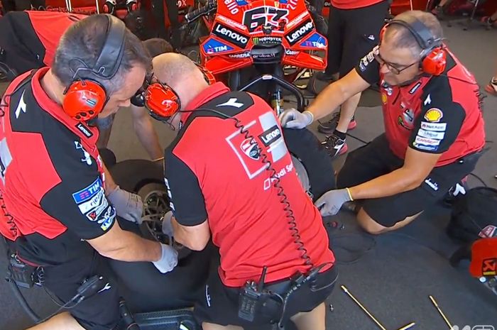 MotoGP, mugello, motogp italia, pecco bagnaia, cakram rem, Bagnaia Gak Pakai Cakram Besar di MotoGP Italia 2025, Ini Alasannya