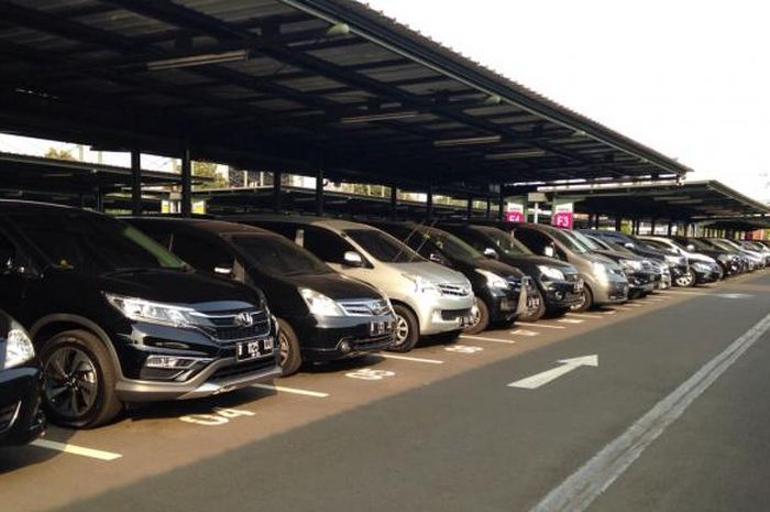 kemenhub, parkir, aturan parkir, Regulasi Parkir, Dianggap Tak Lagi Relevan, Kemenhub Siapkan Aturan Parkir Baru Gantikan Regulasi Jadul 1993