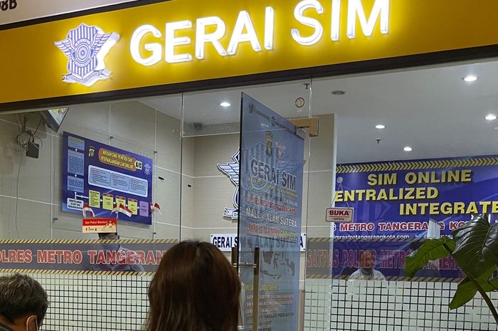 perpanjang sim, SIM (Surat Izin Mengemudi), syarat perpanjang SIM, perpanjang sim online, tes ulang, Hoaks Perpanjang SIM Harus Tes Ulang, Begini Aturan yang Seharusnya