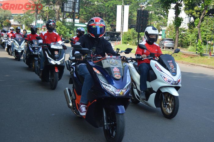 federal oil, PT ExxonMobil Lubricants Indonesia, federal oil center (FOC), PT EMLI, Federal Oil Gelar Program Merdeka Berkendara, Service dan Ganti Oli Harga Khusus