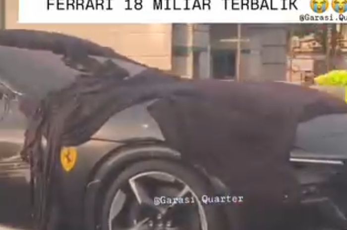 Ferrari, mobil towing, towing, Ferrari purosangue, Purosangue, Sopir Towing Merana, Ferrari Purosangue Harga Rp 18 M Ini Terbalik Miring