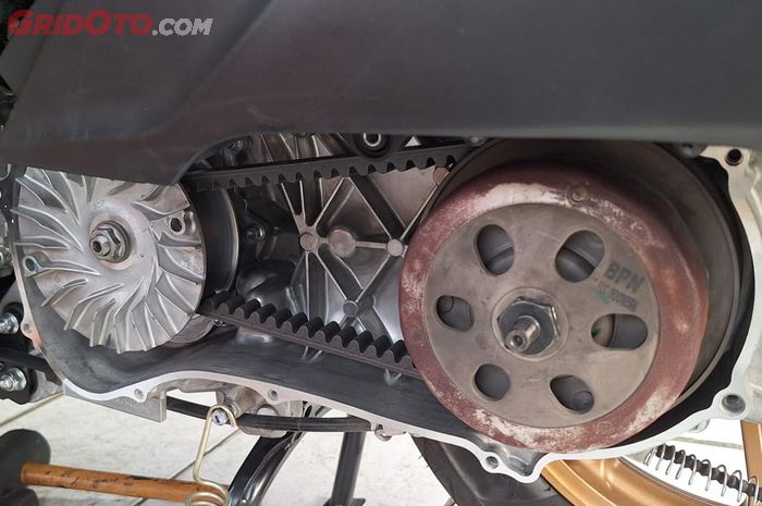 motor matic, cvt motor matic, penyebab cvt motor matic dengung, penyebab cvt berdengung, cvt motor matic dengung, kenapa cvt dengung, Gak Hanya Karena Air, Komponen Racing Ini Juga Bisa Bikin CVT Motor Matic Berdengung