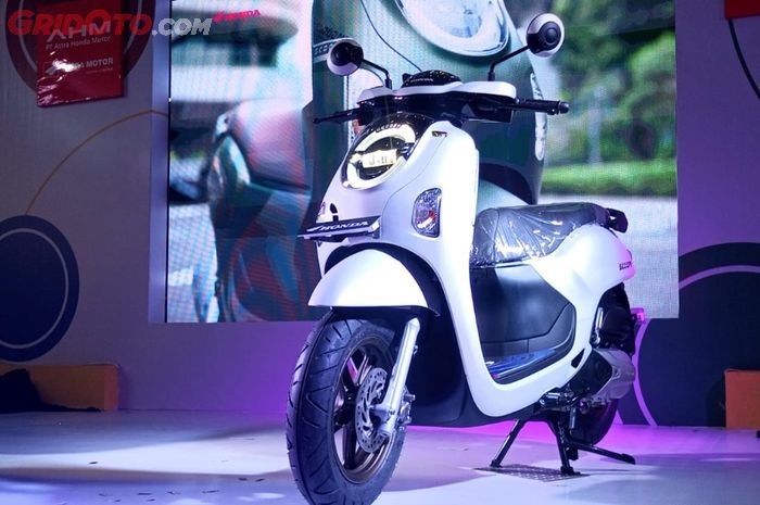 honda scoopy, Mesin Honda scoopy, sejarah honda scoopy, fitur scoopy, Fitur Tambah Tiap Generasi, Ini 6 Generasi Honda Scoopy yang Pernah Mengaspal di Indonesia