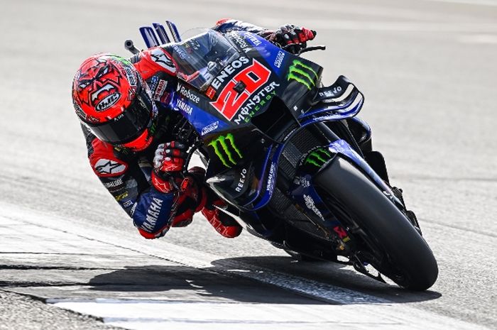 MotoGP, yamaha, Fabio Quartararo, pole position, kualifikasi motogp, motogp inggris, Hattrick, Fabio Quartararo Raih Pole di Kualifikasi MotoGP Inggris 2025