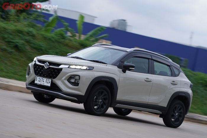 honda wr-v, shvs, Akselerasi 0-100 km/jam, Suzuki Fronx, Fronx, Hybrid dan Jadi Varian Tertinggi, Seberapa Kencang Suzuki Fronx SGX?