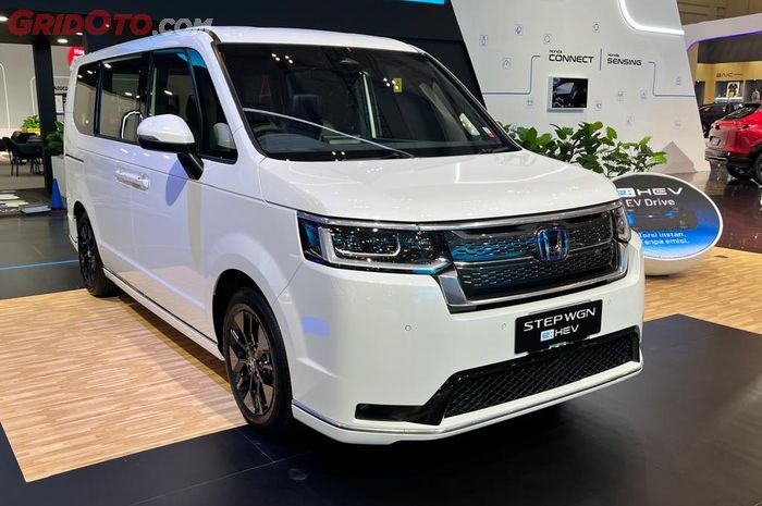 honda, giias, Honda Step WGN e:HEV, GIIAS 2025, Dimulai di GIIAS, Honda STEP WGN e:HEV Dikirim ke Kota Lain Mulai Bulan Ini