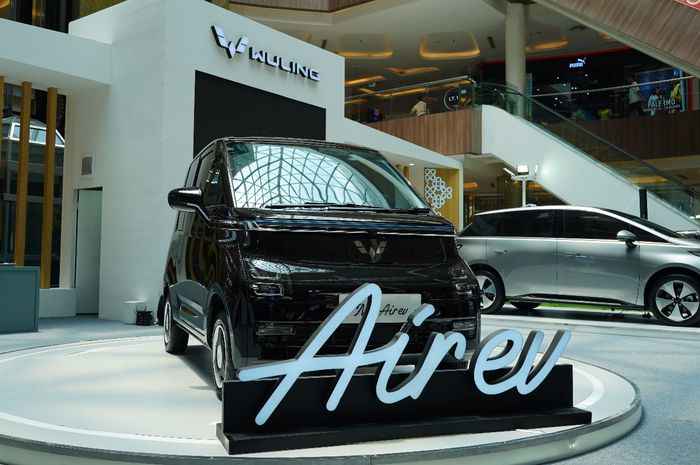 mobil listrik, wuling motors, air ev, BinguoEV, Air ev turun harga, Bukan dari Pabrikan, Penurunan Harga Air ev dan Binguo EV Tergantung Dealer
