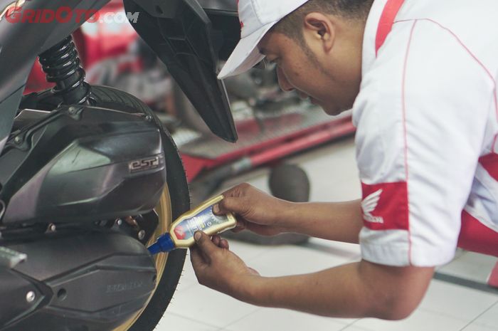 motor matic, oli gardan, oli gardan motor matic, dampak kelebihan isi oli gardan, dampak kelebihan isi oli gardan motor matic, Begini Jadinya Bila Kalian Kelebihan Mengisi Oli Gardan di Motor Matic
