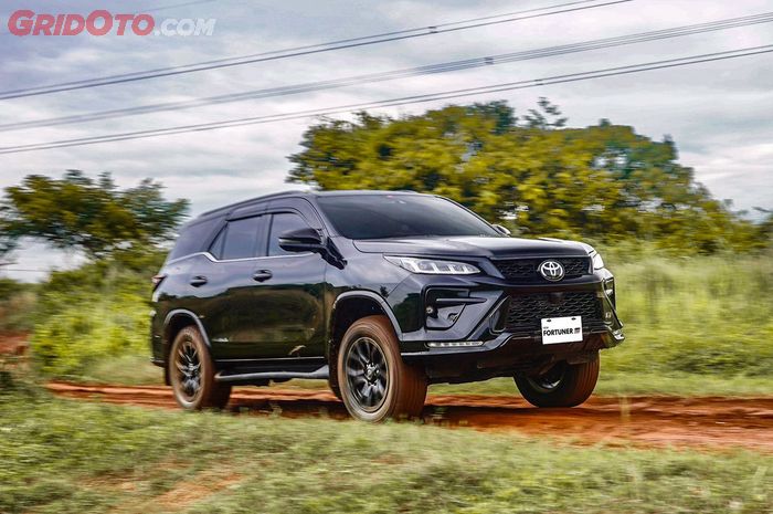 fortuner, toyota fortuner, Diskon Toyota Fortuner, SUV Ladder Frame, diskon fortuner, Harga Toyota Fortuner Turun, Diskon Dealer Bikin Makin Menarik