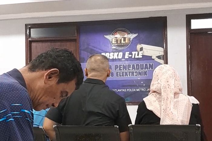 Blokir, tilang elektronik, ETLE, tilang elektronik (E-TLE), cara buka blokir stnk, Wajib Perhatikan, Siapin Dana Segini untuk Buka Blokir STNK Kena ETLE