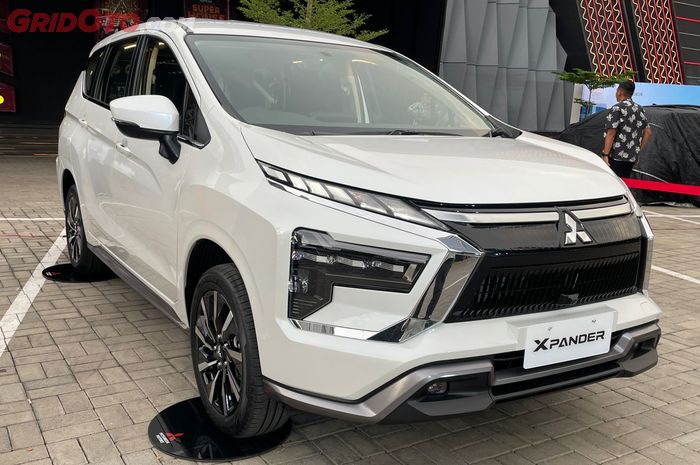 avanza, xenia, xpander ultimate, Ertiga Hybrid, stargazer prime, Veloz Q CVT TSS, Naksir Xpander 2025? Ini Perbandingan Harganya Dengan Veloz dan Avanza Termahal