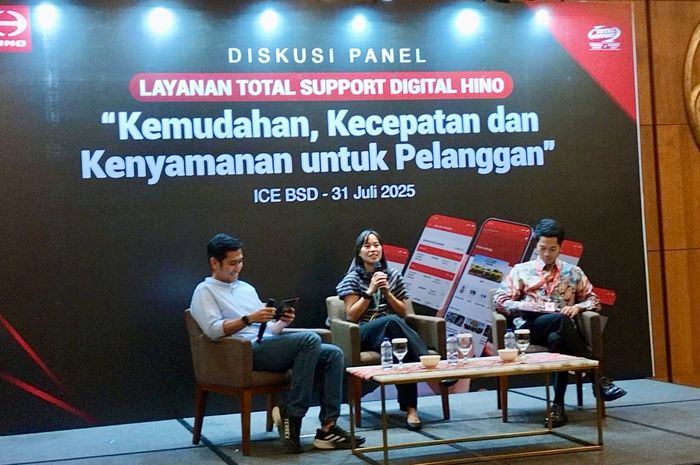 hino, Primajasa, Hino Connect, my hino, GIIAS 2025, Transformasi Digital Hino, Hadirkan Solusi Total Support di Era Modern