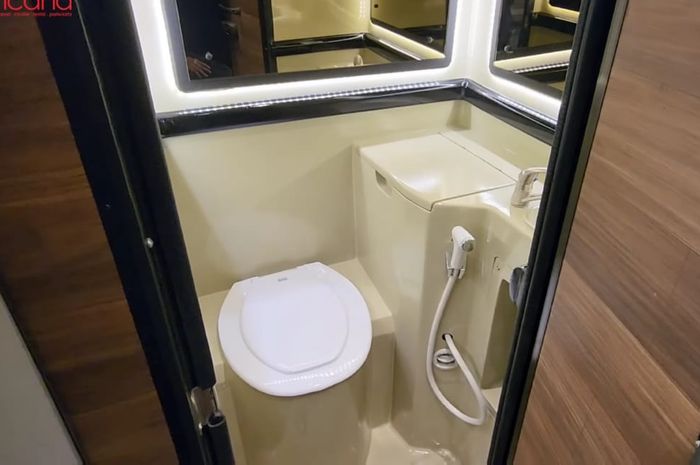 laksana, karoseri, Toilet bus, Kenapa toilet bus enggak bisa dipakai bab, Akhirnya Tahu, Ternyata Ini Alasan Toilet Bus Enggak Bisa Dipakai BAB