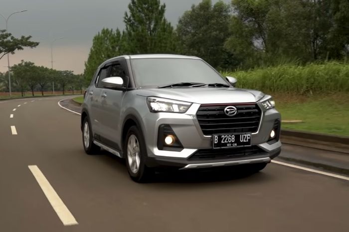 mobil bekas, daihatsu rocky bekas, rocky bekas, mobil bekas daihatsu rocky, Mau Beli Daihatsu Rocky Tahun 2022, Simak Harga Bekasnya Sekarang