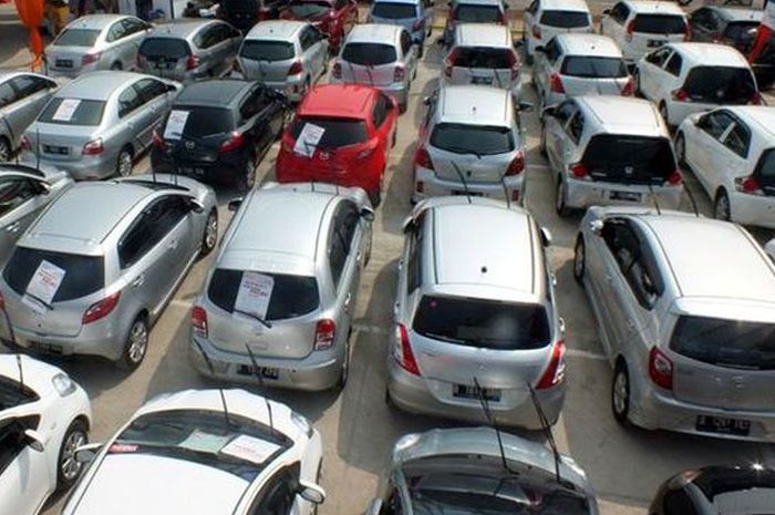 mudik lebaran, mobil bekas, penjualan mobil bekas, Lebaran 2025, Angka Pemudik Turun, Angka Pemudik Turun 24 Persen, Penjualan Mobil Bekas Ikutan Anjlok?