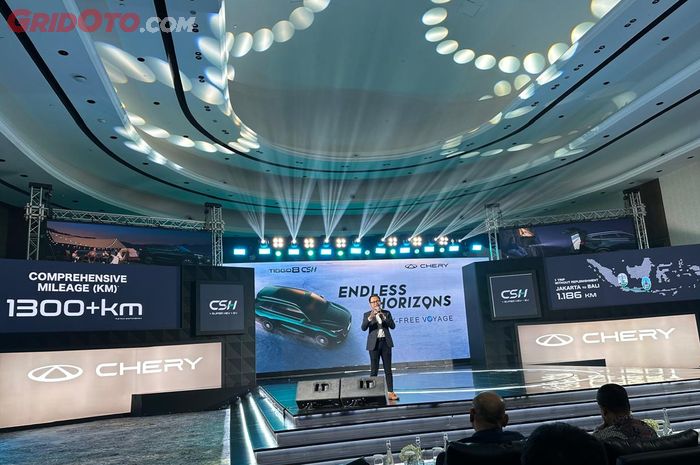 mobil hybrid, PT Chery Sales Indonesia, Chery Tiggo 8 CSH, Tiggo 8 CSH, Chery Tiggo 8 CSH Bikin Geleng Kepala, Sekali Isi Bensin Bisa Liburan ke Bali