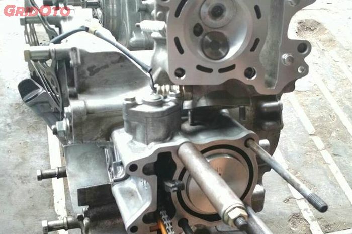 motor matic, busi, busi motor matic, busi bore up, motor matic bore up, busi yang cocok buat mesin bore up, Ini Busi Yang Cocok Buat Motor Matic Bore Up, Mesin Aman Dari Overheat
