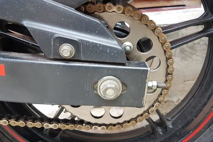 rantai motor, motor bekas, gir motor, tanda rantai motor harus diganti, tanda gir motor harus diganti, Awas Putus, Ini Tandanya Bila Gir dan Rantai Motor Perlu Diganti
