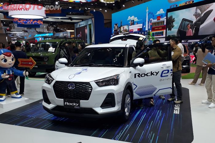 daihatsu, rocky, daihatsu rocky, Rocky Hybrid, Inden rocky hybrid, Harga rocky hybrid, Inden Dulu, Rocky Hybrid Belum Bisa Langsung Dibawa Pulang