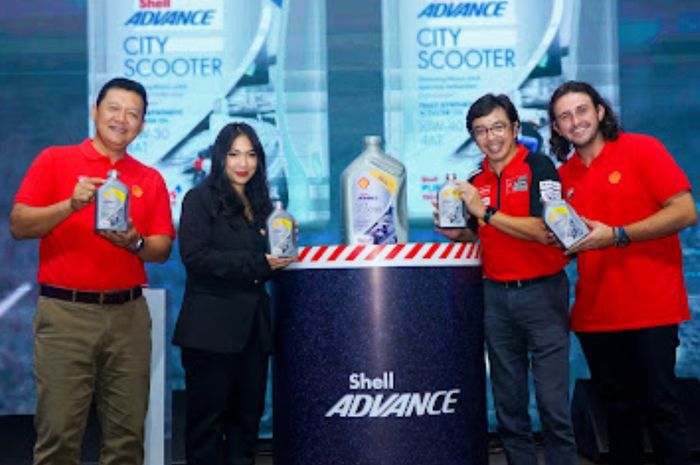 shell, oli shell, oli motor matik, Shell Advance City Scooter, Shell Advance City Scooter Meluncur, Oli Full Synthetic untuk Motor Matik