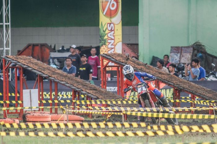grasstrack, Balap motocross, Trial Game Dirt 2025, TGD 2025, Seri perdana TGD 2025, Drama Hujan dan Rintangan Ekstrem Buka Trial Game Dirt 2025 di Semarang