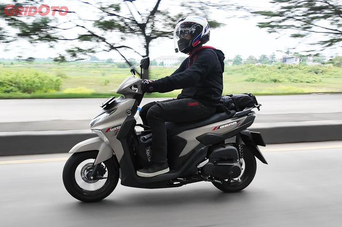 Yamaha gear ultima 125 hybrid, Yamaha GEAR ULTIMA, Terungkap Yang Bikin Turing Pakai Yamaha Gear Ultima 125 Enggak Gampang Pegal