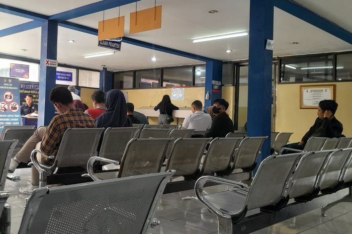 biaya bikin sim, sim c, bikin sim, Asuransi SIM, juli 2025, Enggak Pakai Asuransi, Segini Biaya Resmi Bikin SIM C per Juli 2025