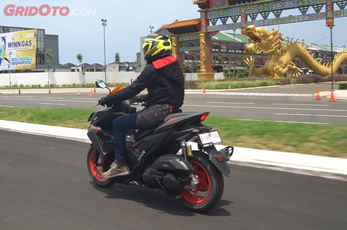 Yamaha Aerox Turbo, Pakai Suspensi Baru, Begini Rasanya Yamaha Aerox Turbo Buat Harian