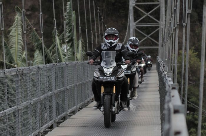 motor adventure, motor sport Honda, motor 150 cc, Honda CB150X, CB150X, harga CB150X, Cocok Buat yang Suka Adventure, Segini Harga Honda CB150X Sekarang