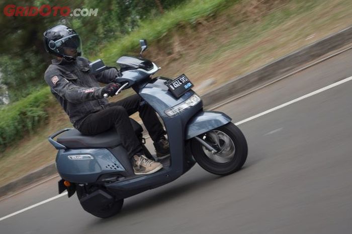 motor, motor listrik, electric vehicle, iQube S, Subsidi Belum Jelas, Ini Alasan TVS Masih Pede Jualan Motor Listrik di Indonesia