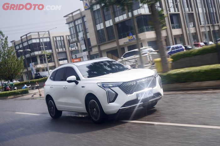 efisiensi, konsumsi bbm, komparasi, Haval H6 HEV, Haval Jolion HEV, Komparasi Efisiensi Haval H6 HEV dan Jolion HEV, Iritnya Beda Tipis