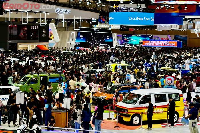 mobil baru, ice bsd, harga mobil baru, mobil baru Rp 100 jutaan, GIIAS 2025, harga mobil Rp 100 jutaan, Berburu Mobil Baru Harga Rp 100 Jutaan di GIIAS 2025, Berikut Pilihannya
