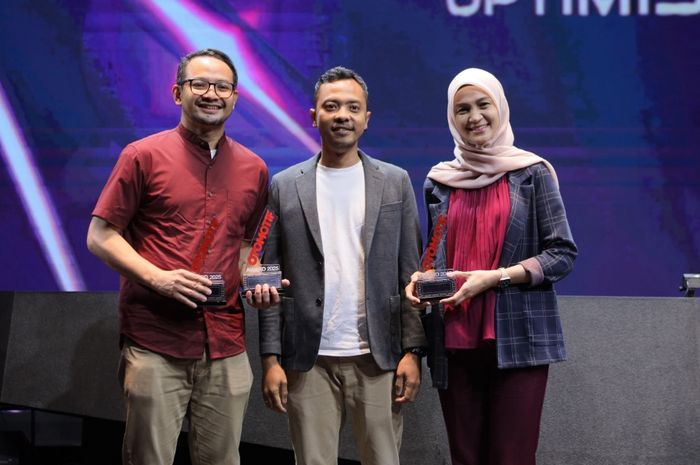 toyota, hybrid, mobil baru toyota, pt toyota-astra motor (tam), Otomotif award 2025, 8 Mobil Toyota yang Raih Penghargaan OTOMOTIF Award 2025, Produk Hybrid-nya Gacor!