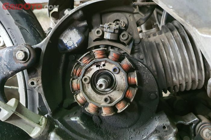 motor bekas, cara mengubah arus kelistrikan ac ke dc, cara mudah mengubah arus kelistrikan ac ke dc, ubah arus kelistrikan ac ke dc, arus kelistrikan di motor, Begini Cara Mudah Ubah Arus Kelistrikan AC Jadi DC di Motor, Gak Ribet