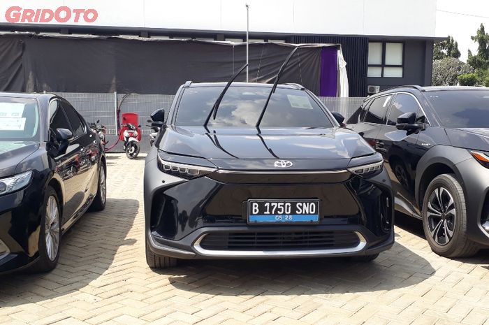 Lelang, mobil listrik, IONIQ Electric, IBID Astra, mobil listrik bekas, bZ4X, PT Balai Lelang Serasi (IBID), Sudah Turun Harga, Mobil Listrik Bekas Tetap Sulit Laku di Lelangan