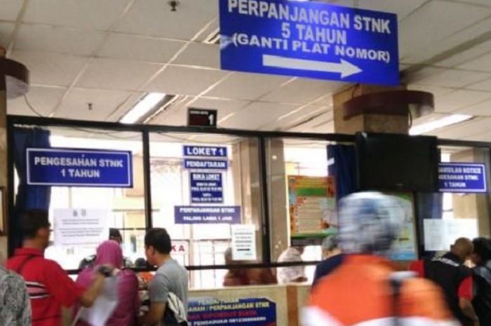 Balik nama kendaraan, pemutihan pajak kendaraan, biaya balik nama kendaraan, Pemutihan Pajak Kalsel, Pemutihan Kalimantan Selatan, Pelat Hitam, Putih dan Kuning Kebagian, Ada Kortingan Pajak Sampai Gratis Balik Nama Kendaraan di Sini