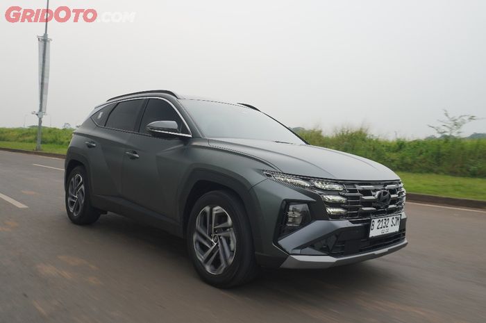 cr-v, tucson, hyundai tucson, honda cr-v hybrid, tucson hybrid, Duel SUV Hybrid, Lebih Kencang Hyundai Tucson Hybrid Atau CR-V Hybrid?