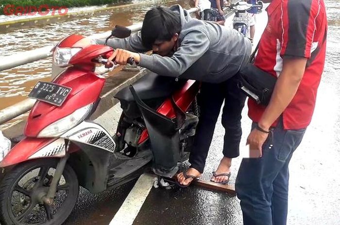 motor matic, penyebab motor mogok, penyebab motor brebet, penyebab motor matic brebet, motor matic mogok, penyebab motor matic mogok, motor matic brebet, Motor Matic Tiba-tiba Brebet dan Mogok? Ini Penyebabnya dan Solusinya