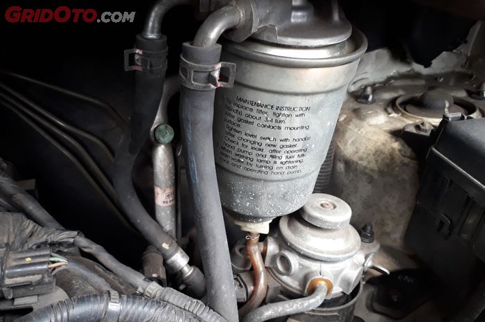 mobil diesel, mobil bekas, Filter Solar, ciri filter solar kotor, tanda filter solar kotor, cara cek filter solar kotor, gejala filter solar kotor, dampak filter solar kotor, Begini Cara Mudah Mengetahui Filter Solar Kotor Atau Tidak, Intip Disini