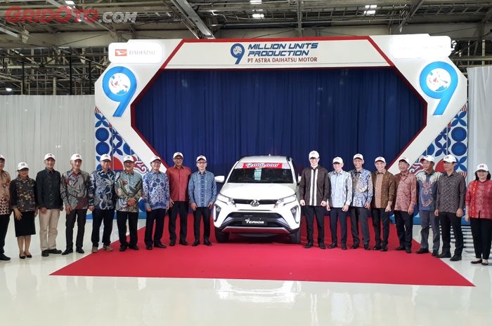 daihatsu, ayla, xenia, gran max, pt astra daihatsu motor, Produksi 9 juta unit daihatsu, Mobil ke-9 Juta Daihatsu Akhirnya Lahir, Ternyata Bukan Xenia atau Ayla