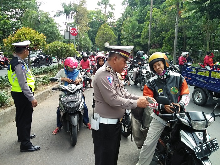 Incar Delapan Pelanggaran, Denda Tilang Operasi Zebra 2025 Mulai Rp 250 Ribu Sampai Rp 750 Ribu
