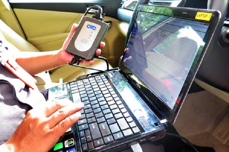 Ladies, Mobil Perlu Tune Up dan Ganti Oli Mesin Setiap Kilometer Segini