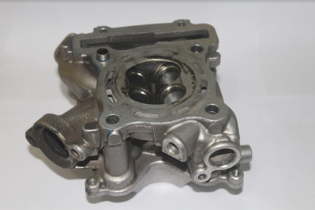 Persiapan Turing Jauh, Ini Tanda Paking Head Silinder di Motor Bekas Mulai Bocor