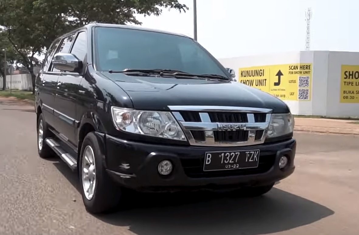 Menjelang  Puasa, Mobil Bekas Isuzu Panther 2012 Dijual Mulai Rp 100 Jutaan