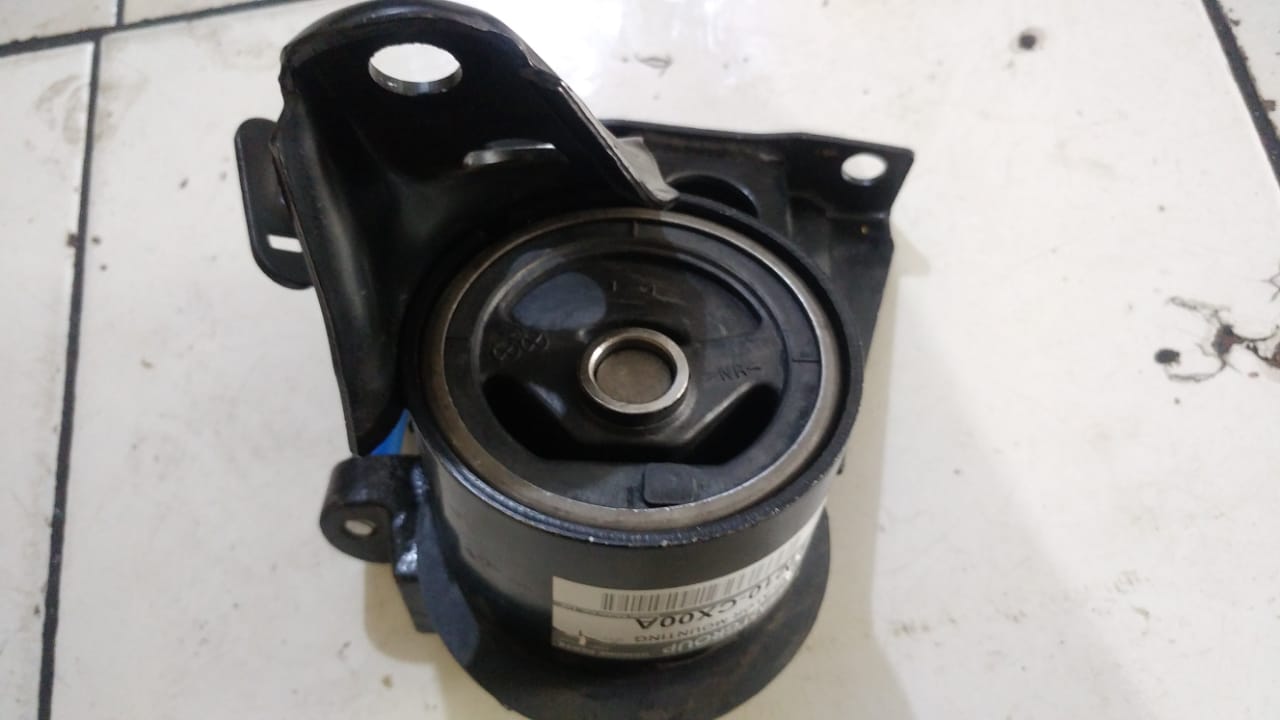 Begini Gejala Yang Dirasakan Saat Mounting Transmisi Mobil Bekas Rusak