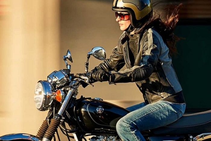 Selain Cegah Kulit Gosong, Ini Manfaat Pakai Jaket Saat Naik Motor yang Jarang Ladies Sadar