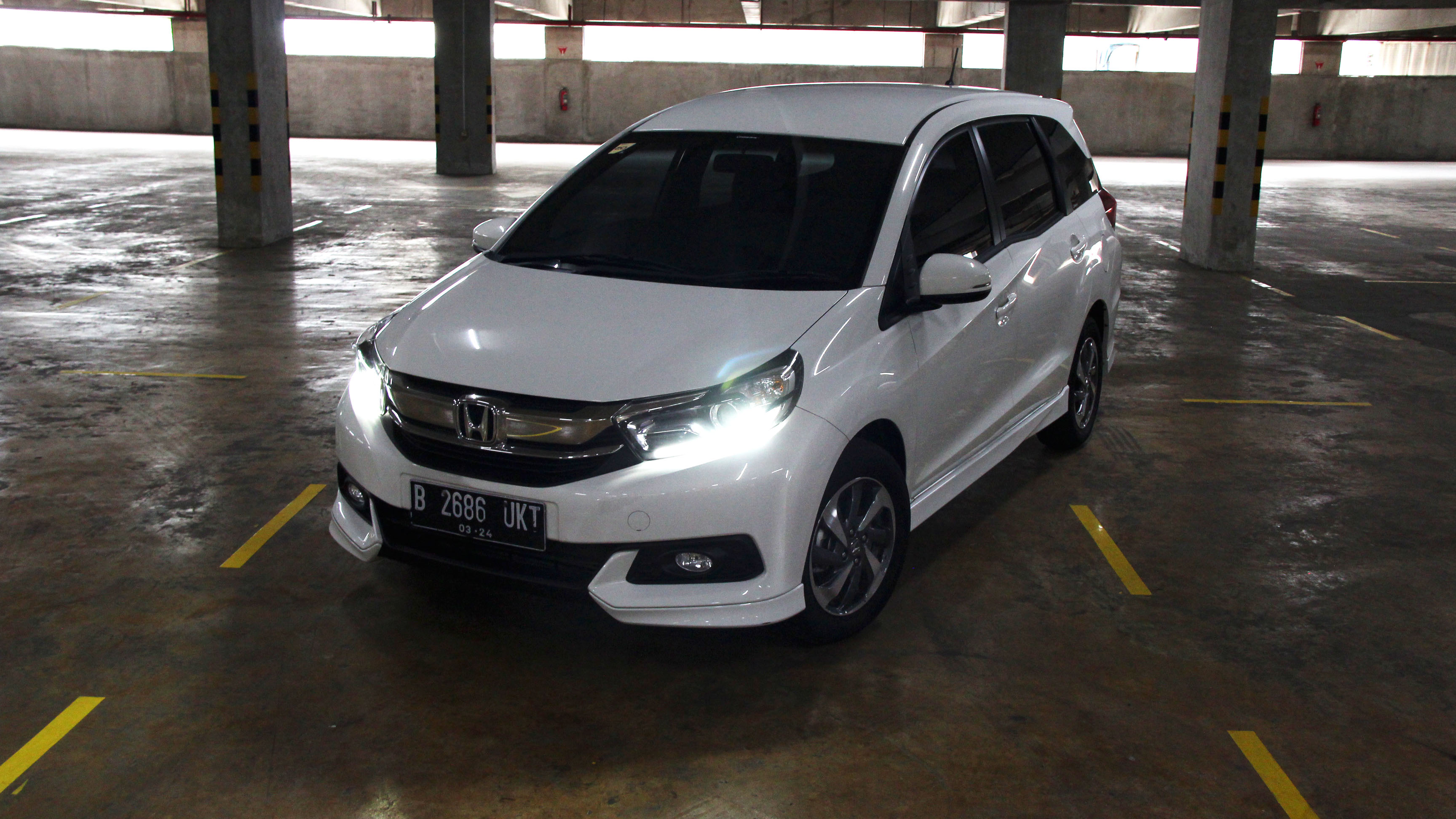 honda mobilio, mobilio bekas, harga mobil bekas mobilio, mobil bekas Honda Mobilio, mobil bekas keluarga, Harga Honda Mobilio Tahun 2020 Bekas Sisa Segini, Pas Buat Keluarga