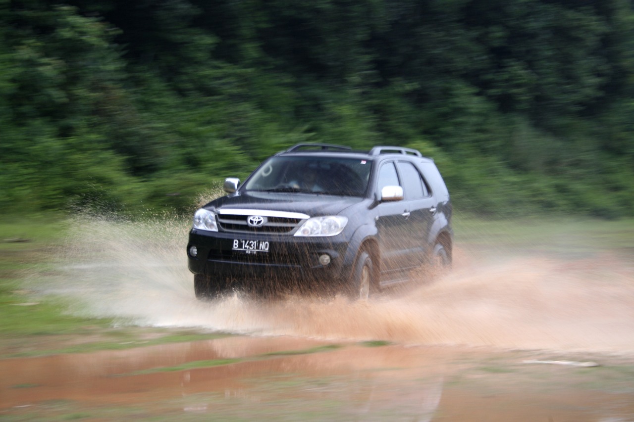 Jelang Tahun Baru,  Toyota Fortuner Bekas Turun Harga Jadi Cuma Segini