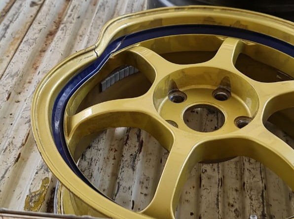 Jarang Disadari, Ternyata Kurang Angin Bikin Pelek Mobil Jadi Begini